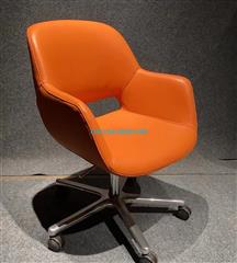 Le Corbusier LC2 Armchair